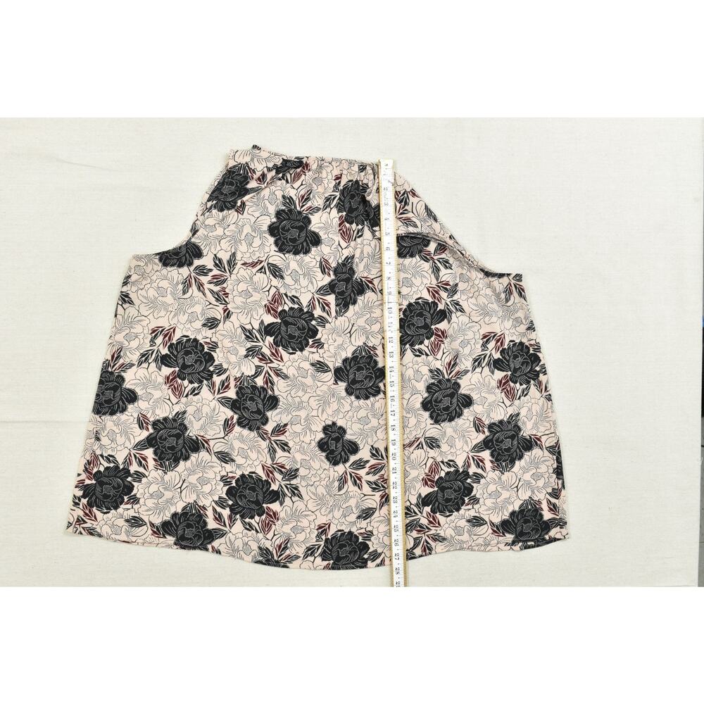 Lane Bryant Size 22 Sleeveless Floral Print V-Neck Blouse Tank Top Black Pink - Picture 4 of 8